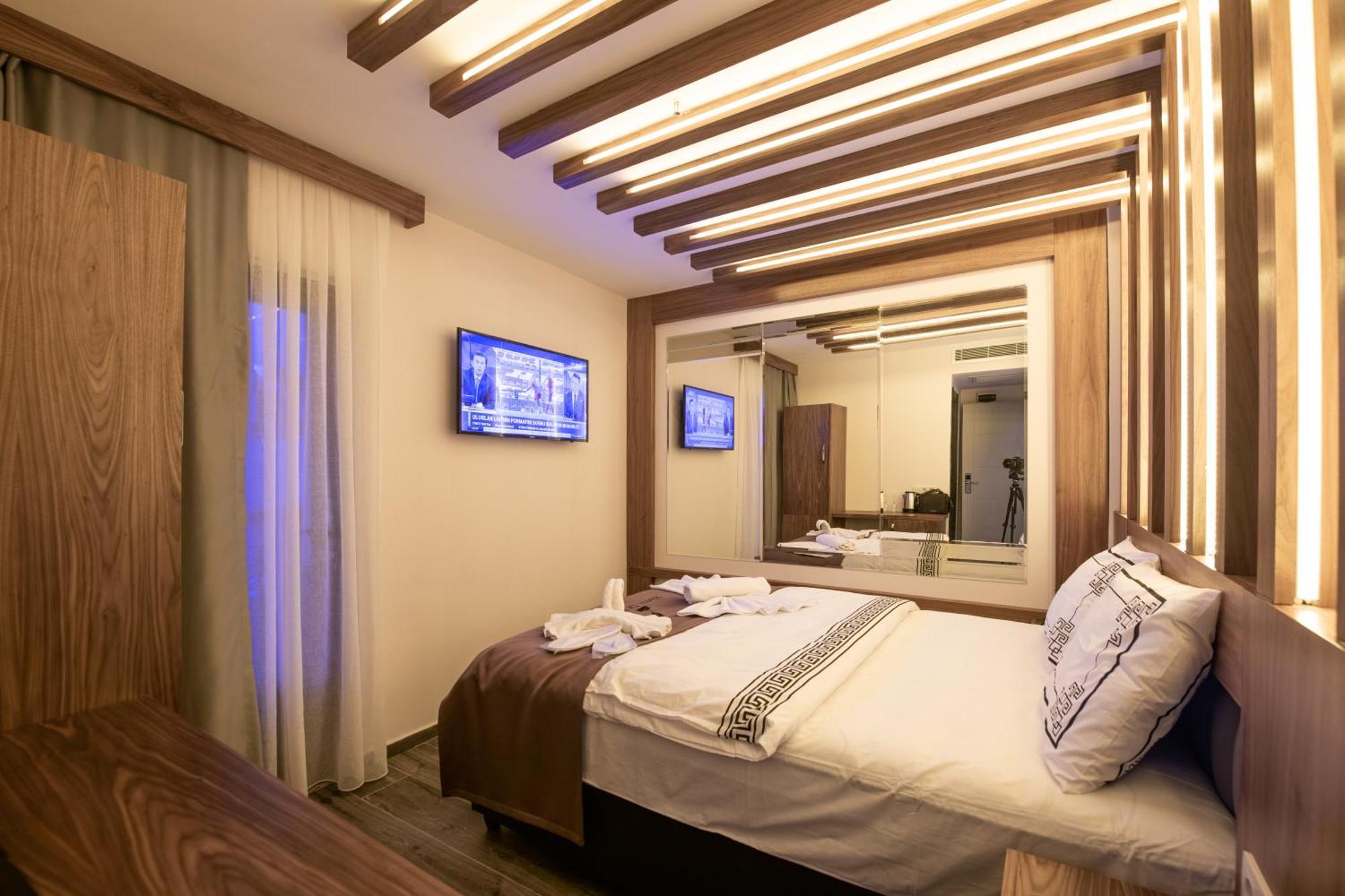Di Poesia Deluxe Hotel 2*